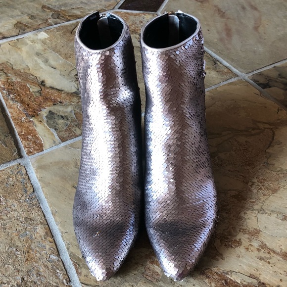 🍃💕NIB Dolce Vita Chrome Sequin Leather Bootie - Picture 7 of 8